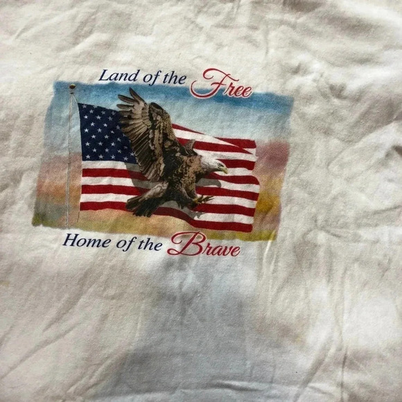 graphic tees men size L - Picture 2 of 4